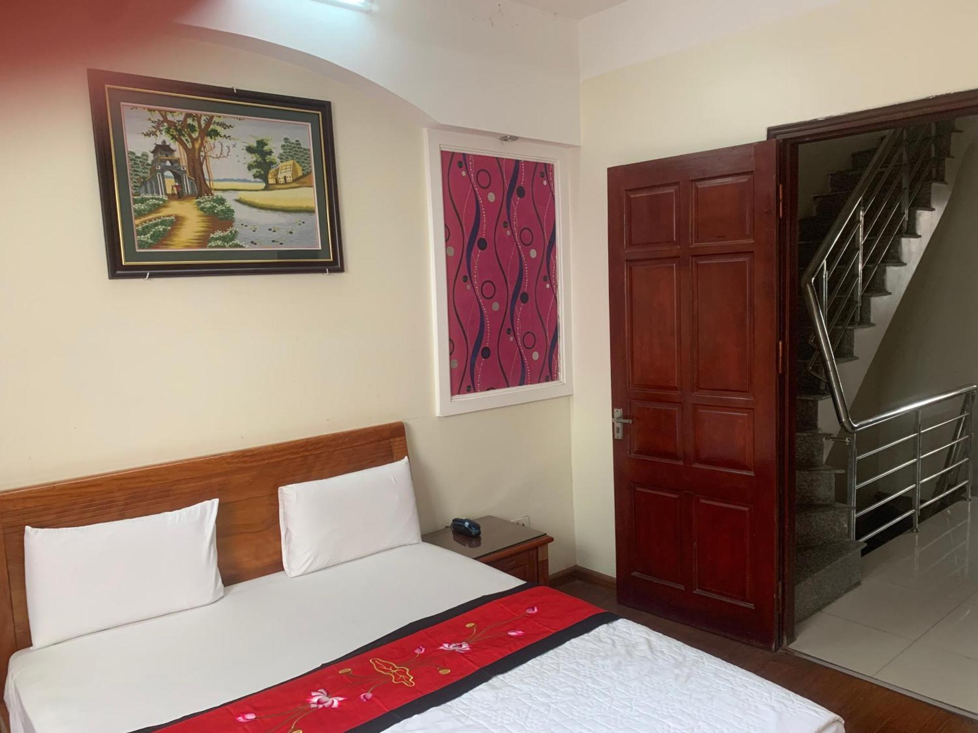 Nha Nghi Nam Cuong 3 *
